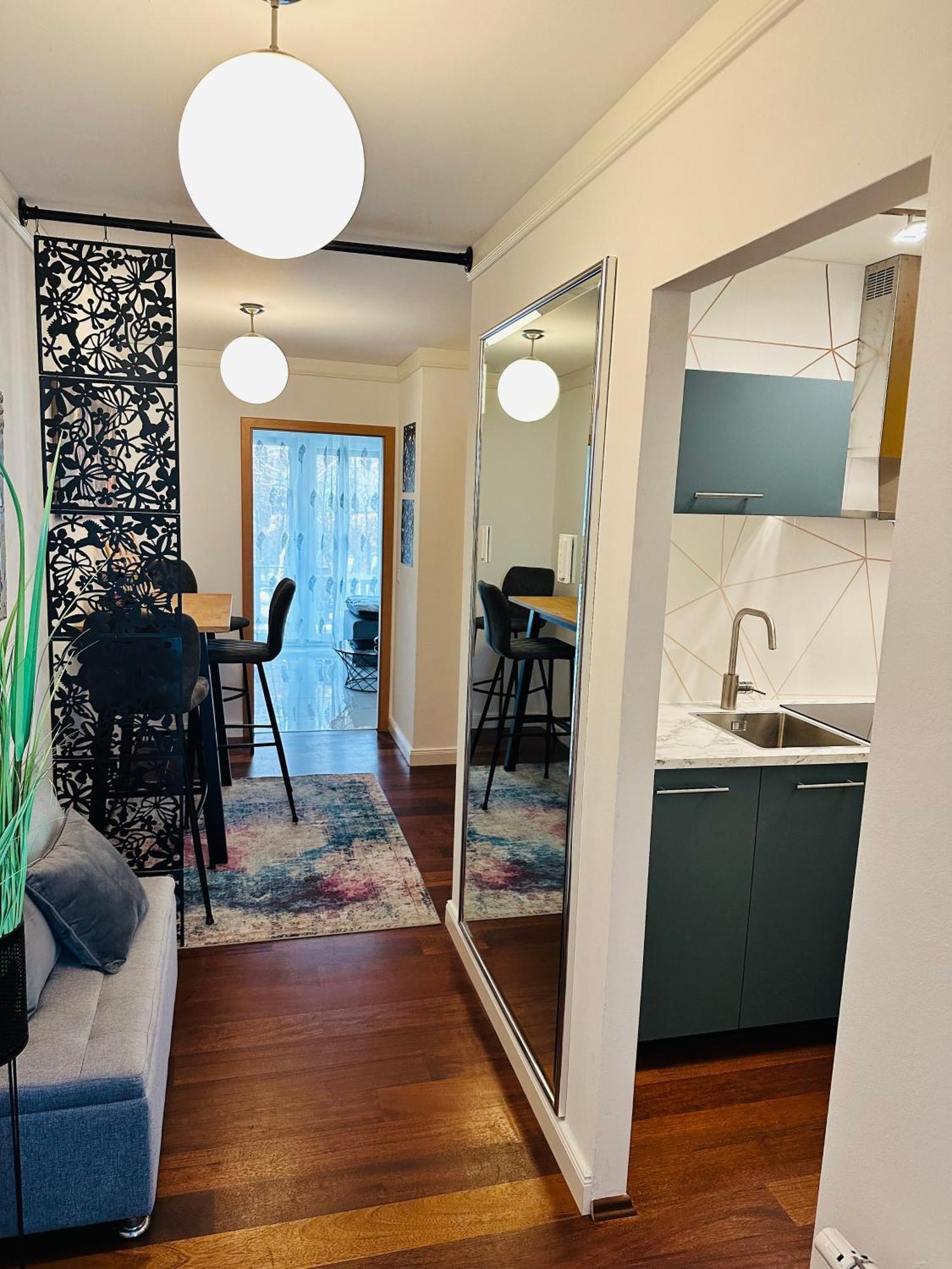 Bee61 * Langen Exklusiv Fuer 4 Personen *vollausstattung Mit Kueche* Inklusive Terrasse * Langen (Hessen)