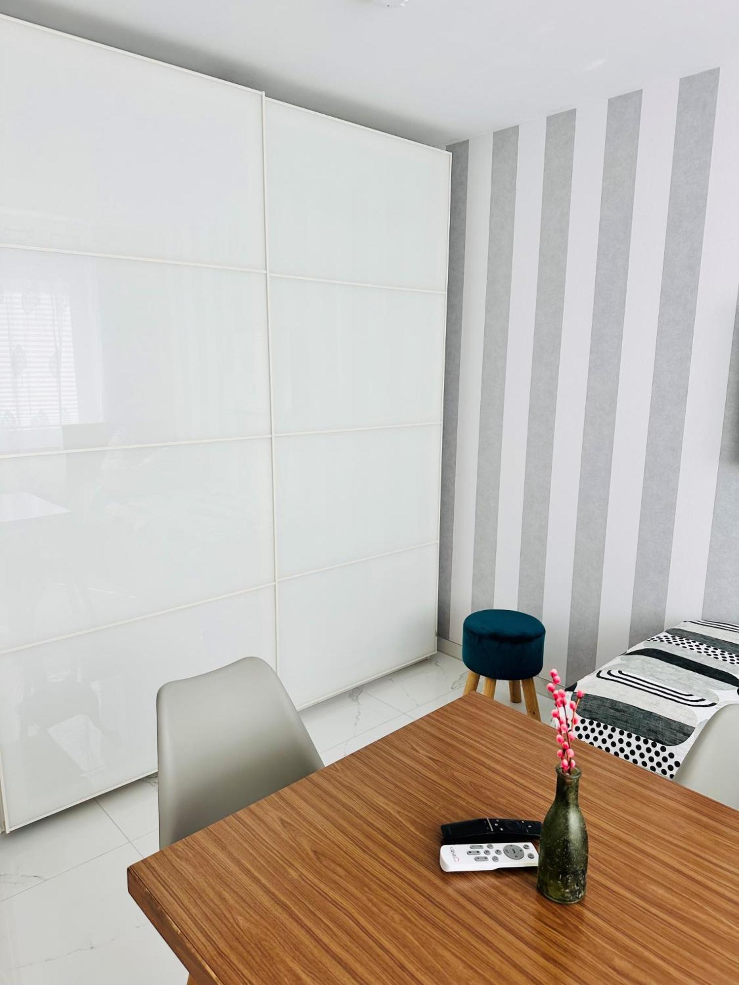 Bee61 * Langen Exklusiv Fuer 4 Personen *vollausstattung Mit Kueche* Inklusive Terrasse *